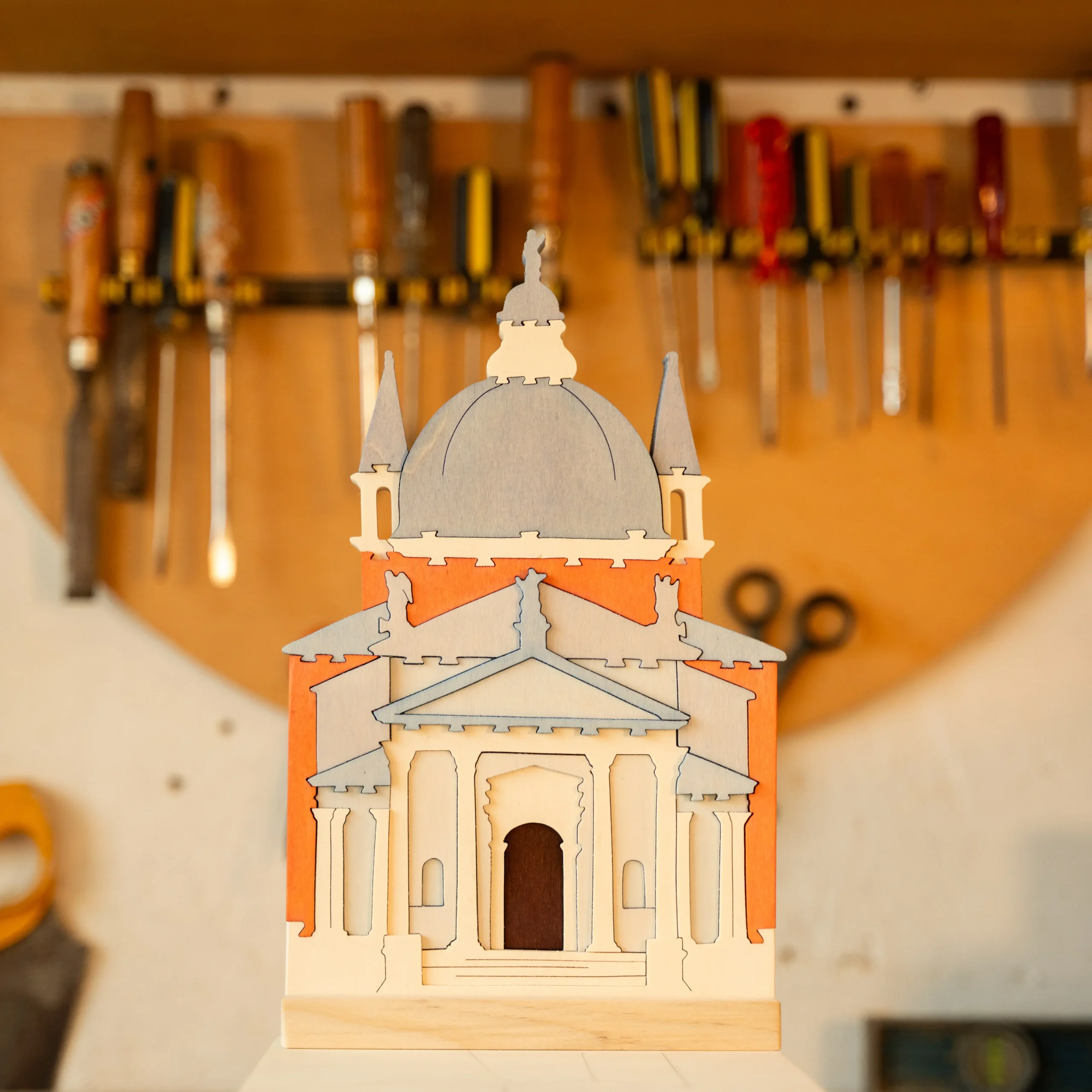 Basilica del Redentore, tagliata a traforo, scomponibile