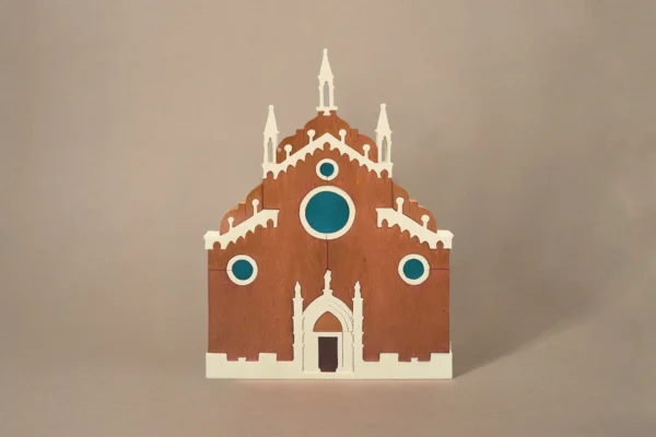 Chiesa dei Frari, puzzle in legno colorato