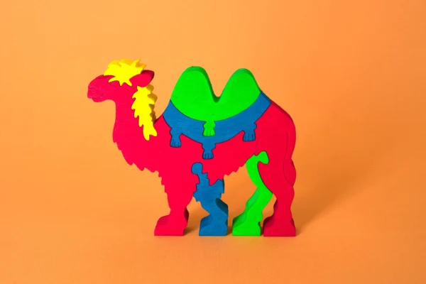 Cammello in legno - Puzzle Decorativo Artigianale